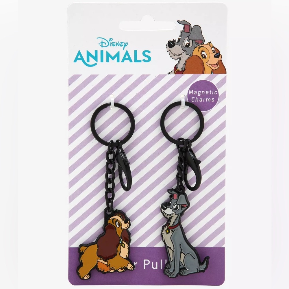 DISNEY LADY AND THE TRAMP Kissing Magnetic Enamel KEYCHAIN SET! Cute Dogs Gift - Picture 3 of 4
